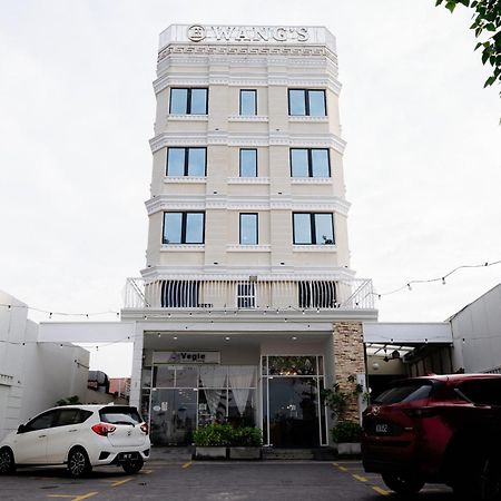 Wangs Hotel Gurney Drive Джорджтаун Экстерьер фото