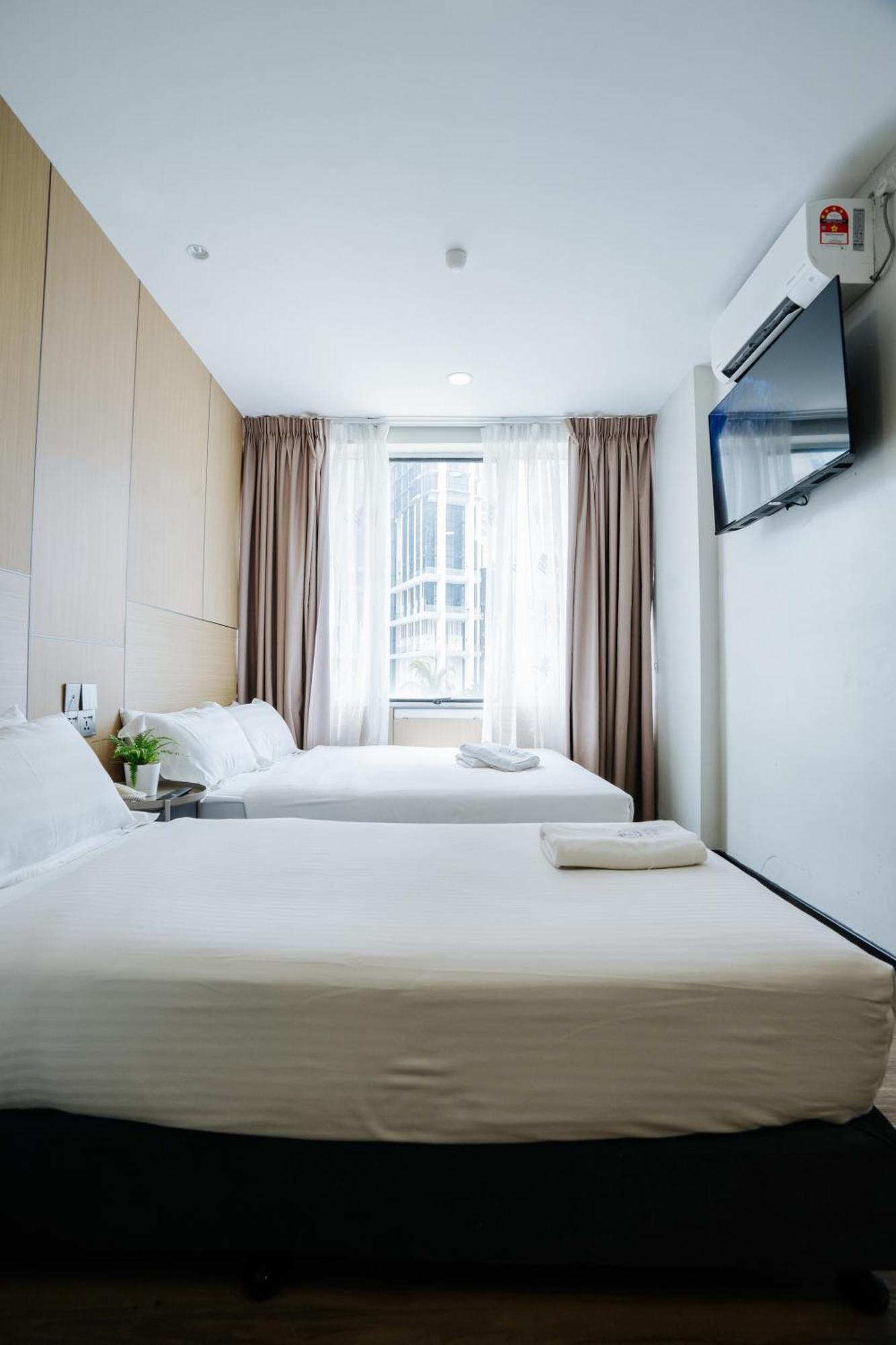 Wangs Hotel Gurney Drive Джорджтаун Экстерьер фото